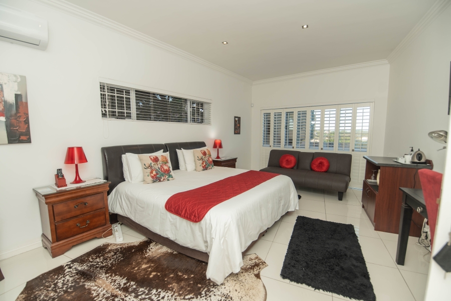 6 Bedroom Property for Sale in Humerail Eastern Cape